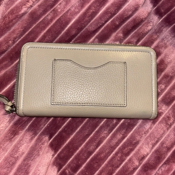 Tory Burch | Thea Multi-Gusset Zip Continental Wallet - Picture 2 of 6